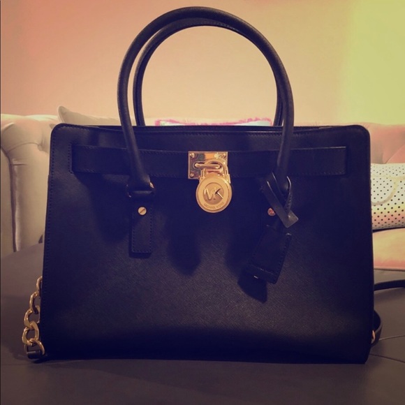 Michael Kors Handbags - Michael Kors Purse